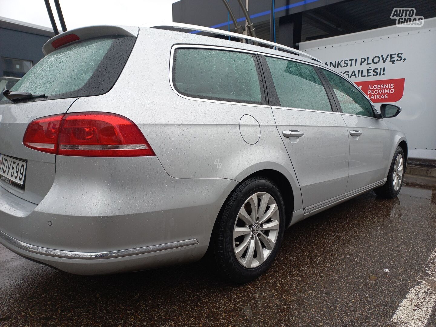 Volkswagen Passat 2011 г Универсал