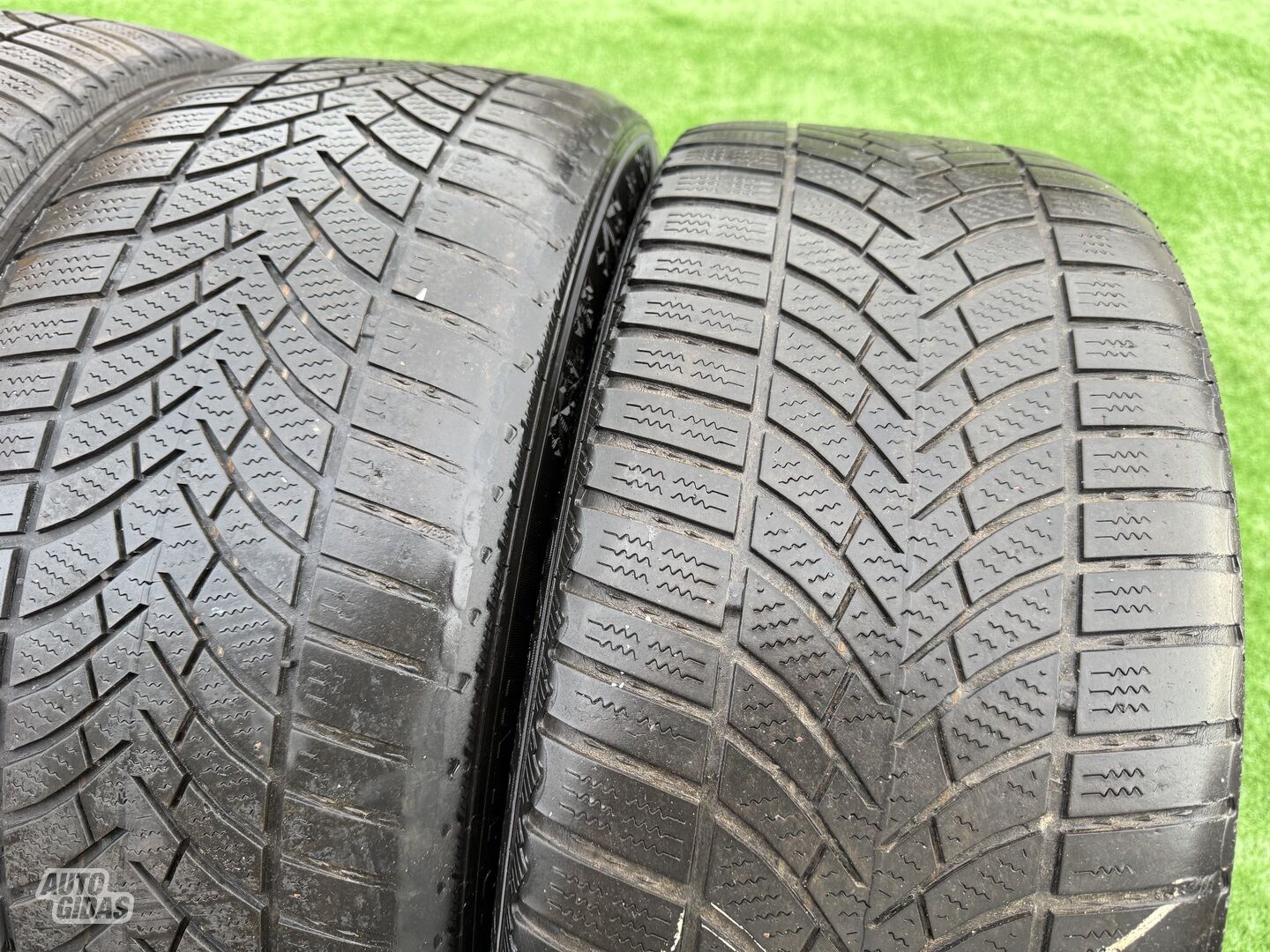 Continental Siunciam, 4mm 2019m R18 winter tyres passanger car