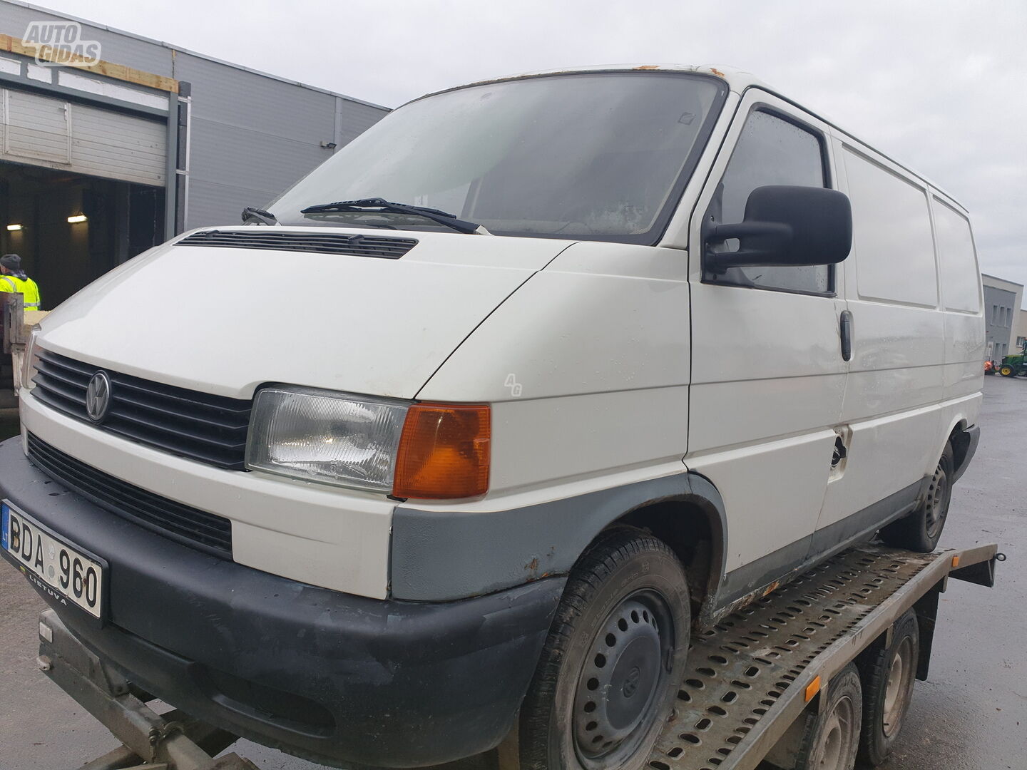 Volkswagen Transporter 2000 y Heavy minibus