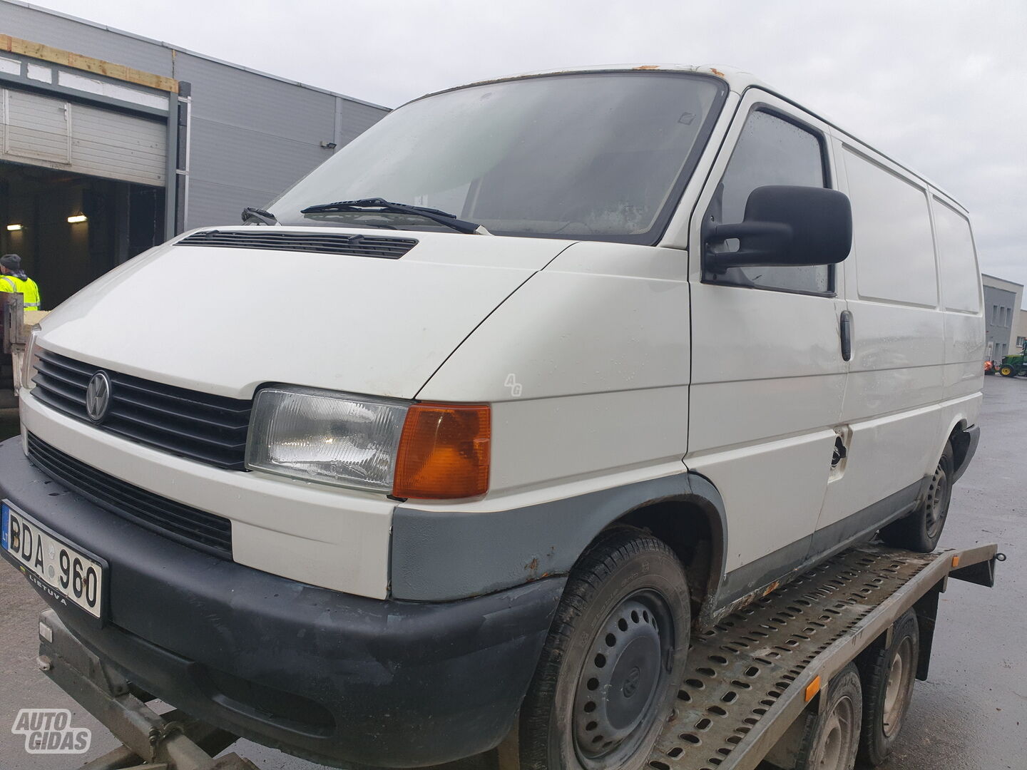 Volkswagen Transporter 2000 г Грузовой микроавтобус