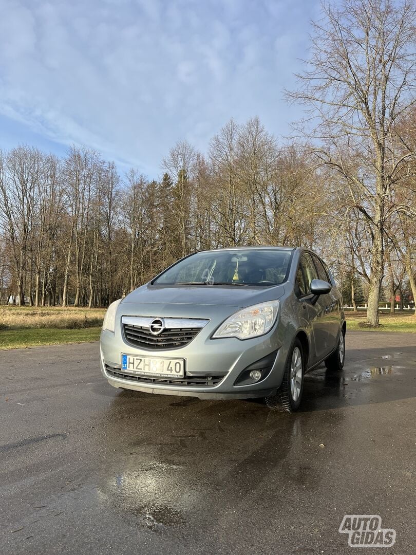 Opel Meriva CDTI 2010 г