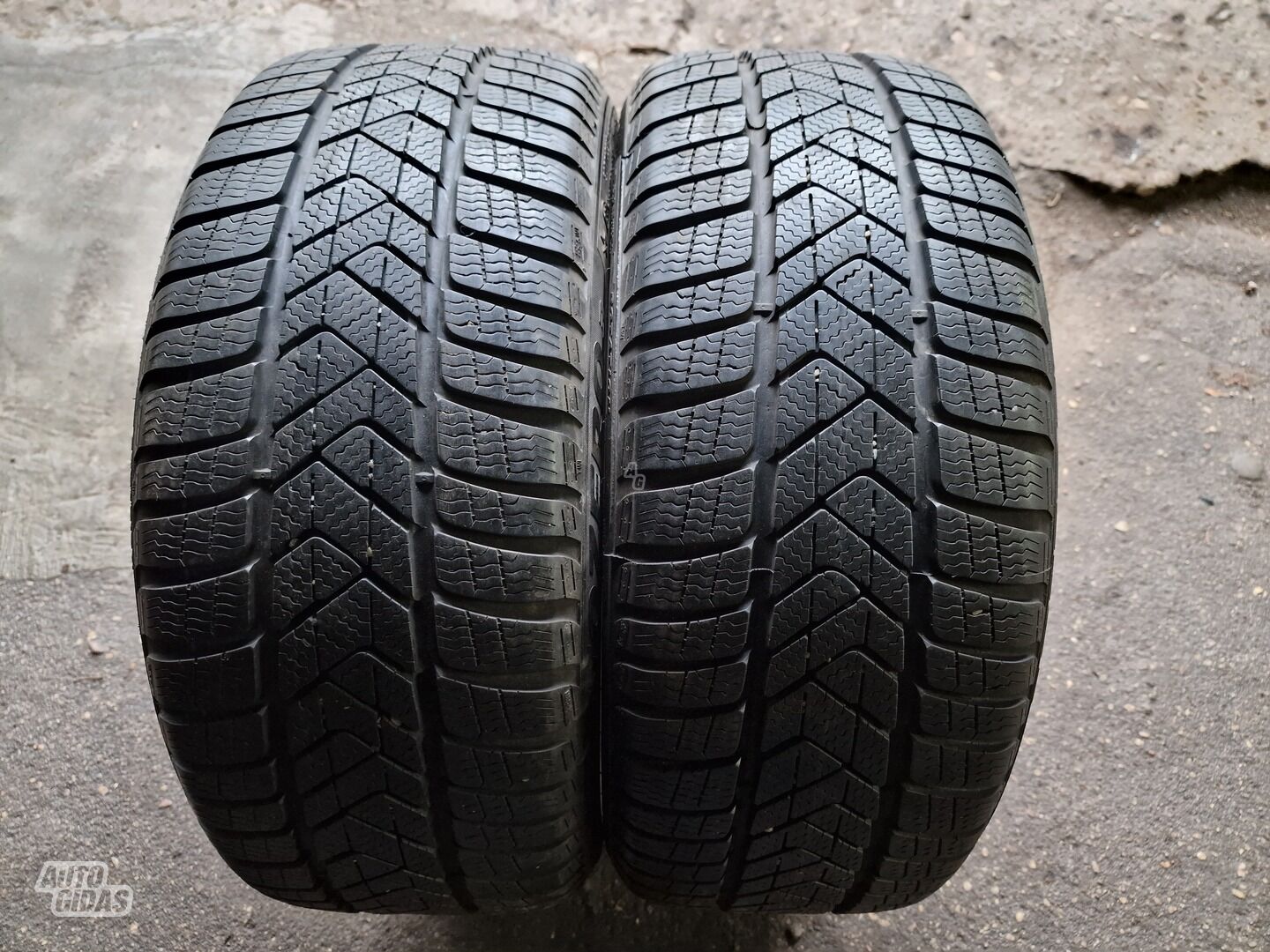 Pirelli Winter SOTTO ZERO 3 R18 žieminės padangos lengviesiems