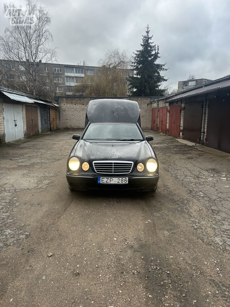 Mercedes-Benz E 220 2004 m Universalas