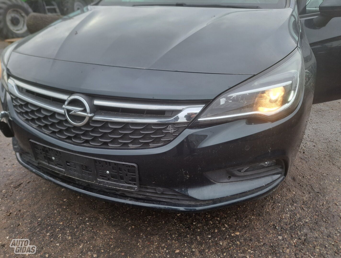 Opel Astra 2016 m dalys