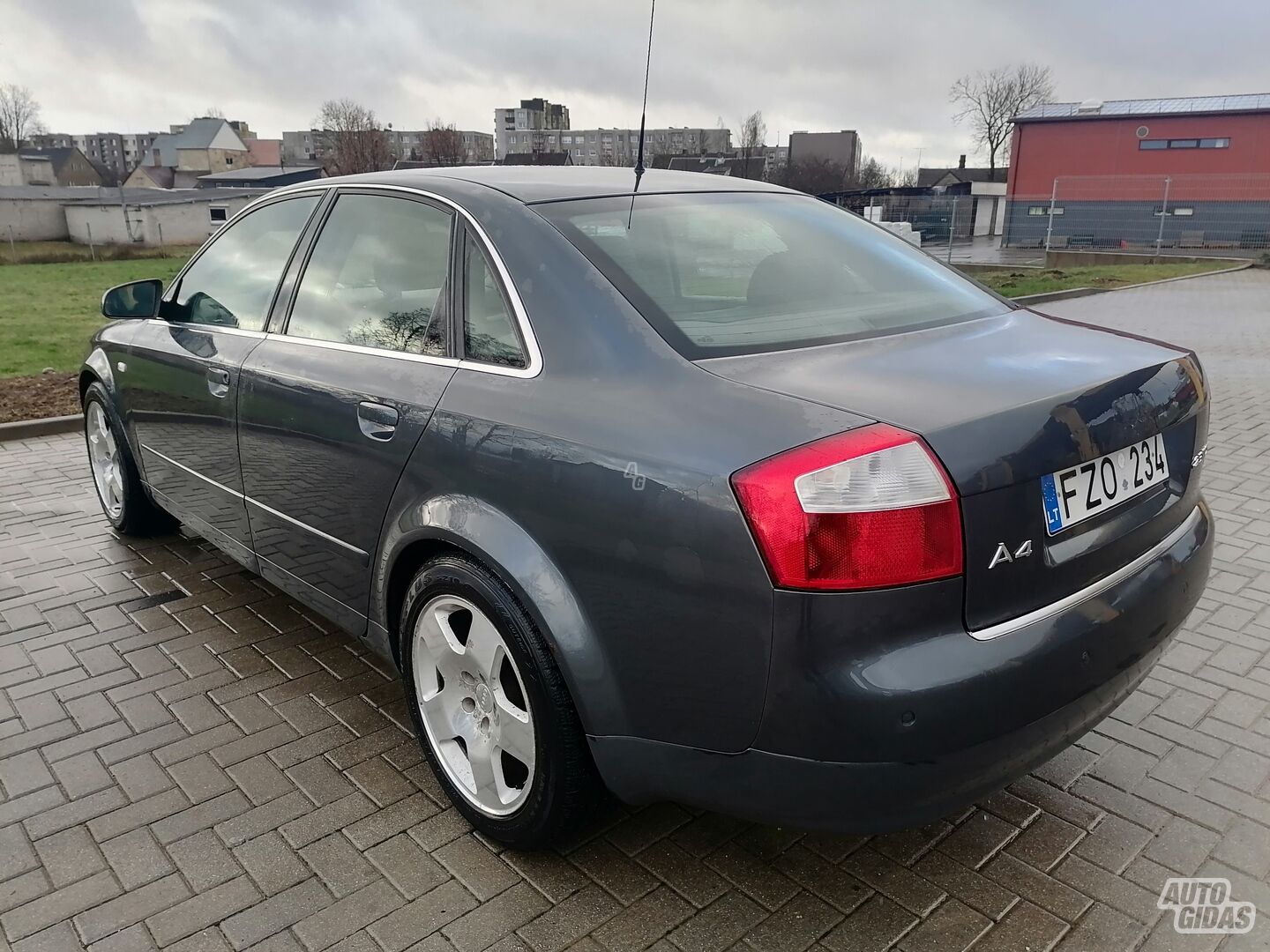 Audi A4 TDI 2002 y