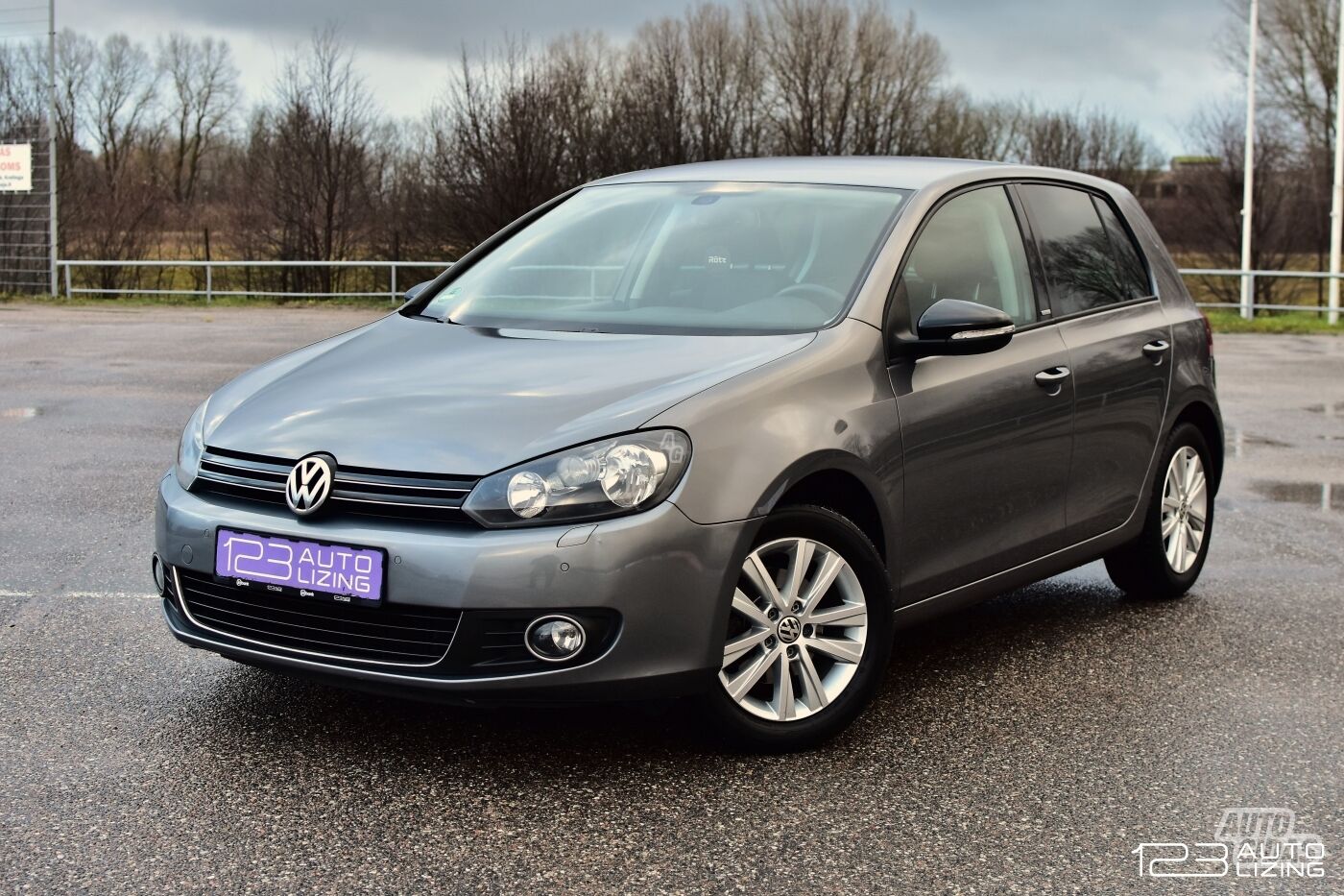 Volkswagen Golf 2011 г Хэтчбек