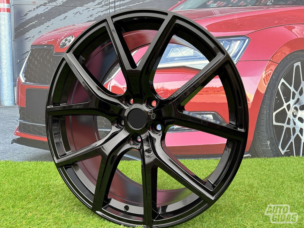 Autowheels Trackhawk SRT style Jeep,Dodge light alloy R22 rims