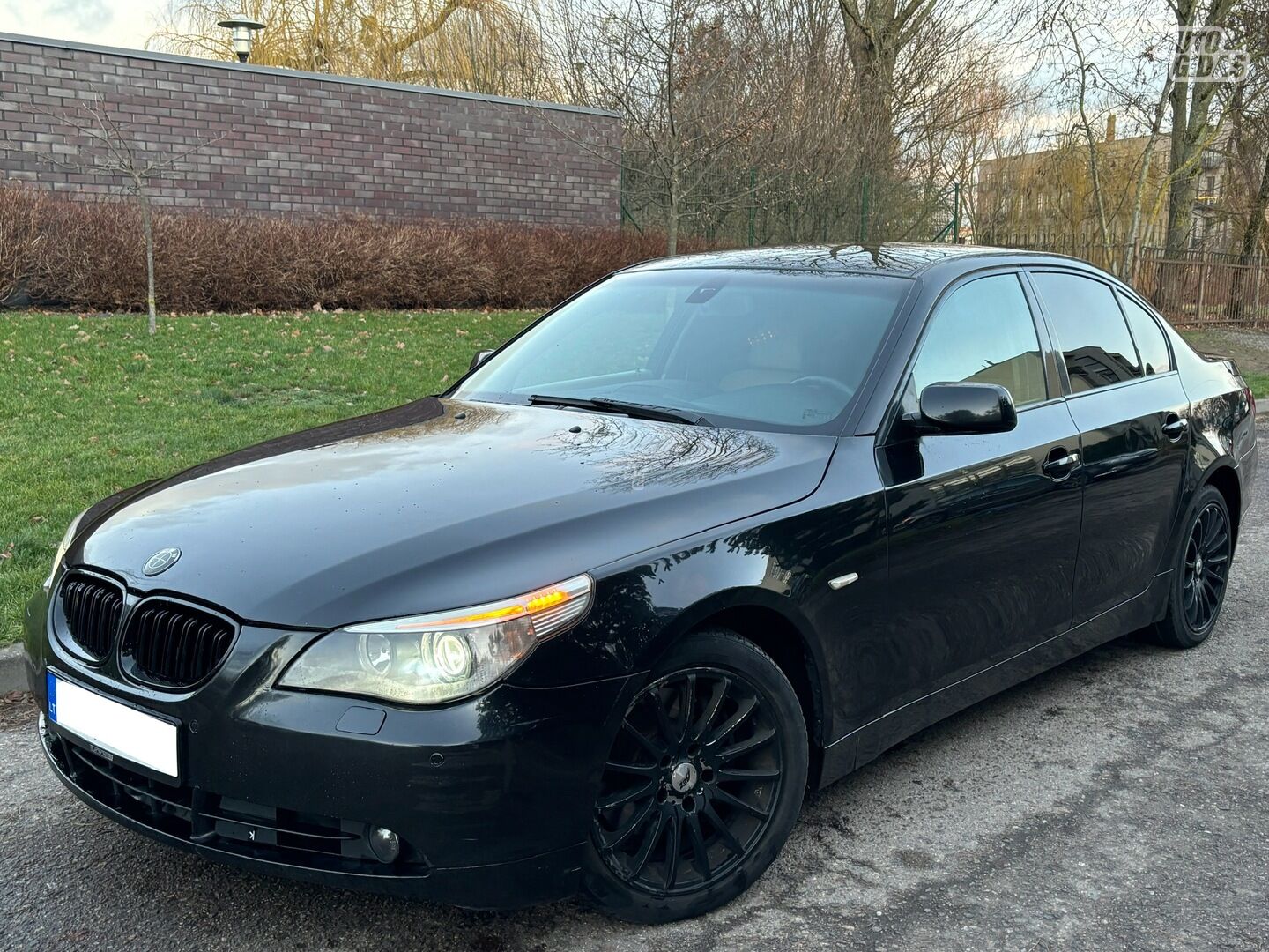 Bmw 530 2004 m Sedanas