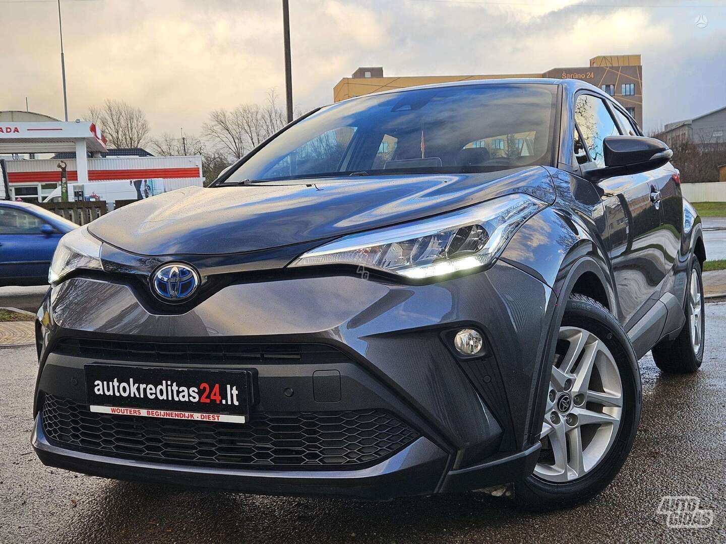 Toyota C-HR 2023 y Off-road / Crossover