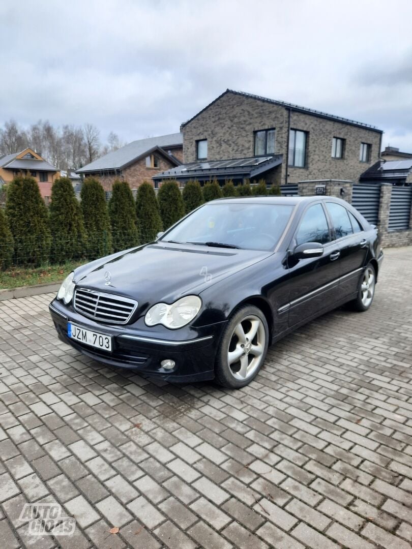 Mercedes-Benz C 200 2005 m Sedanas