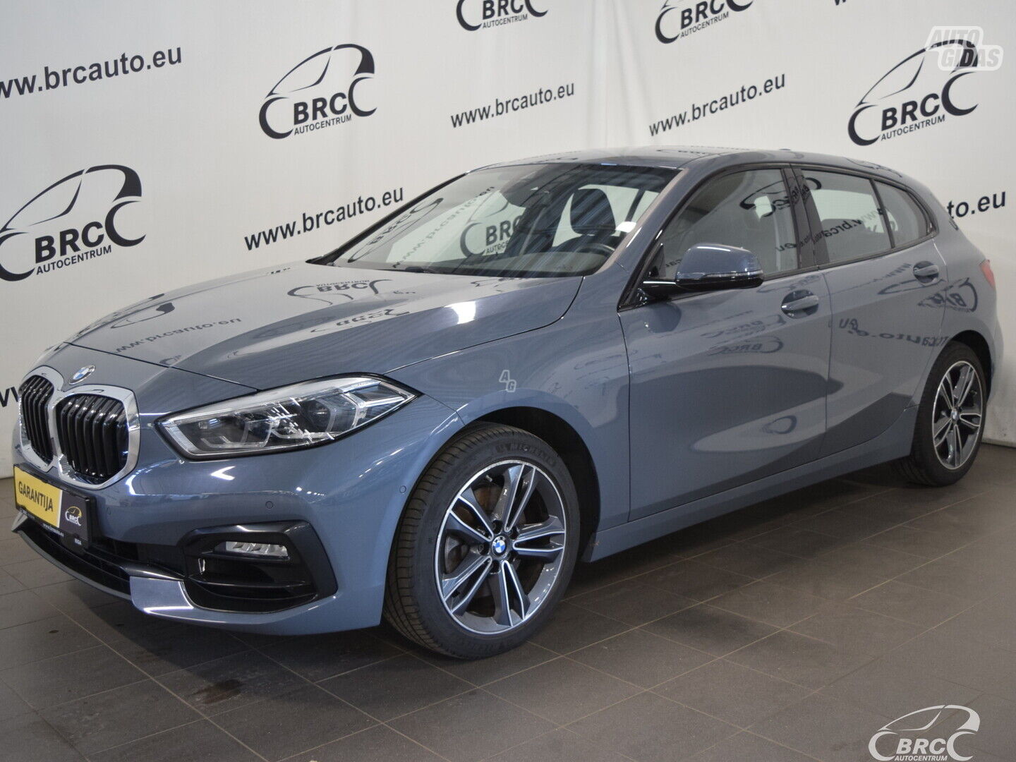 Bmw 118 i Sport Line M/T 2020 m