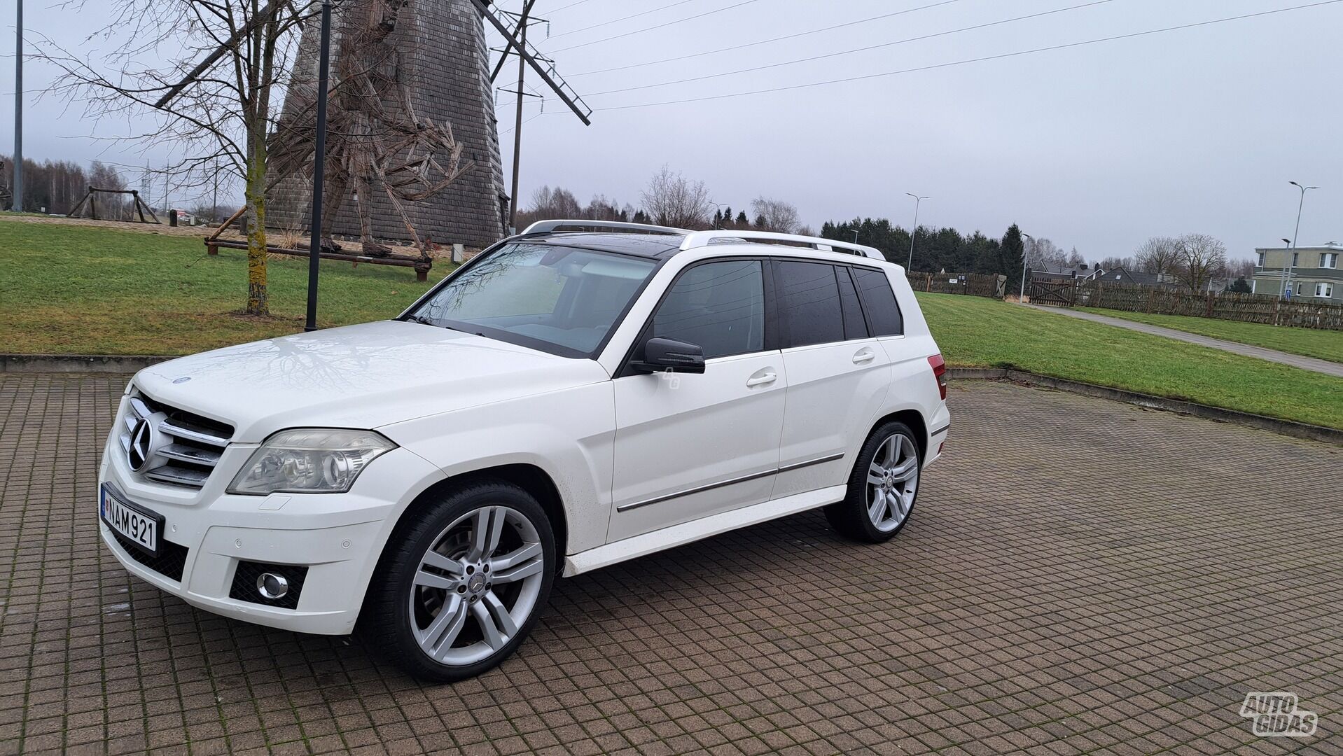 Mercedes-Benz GLK 320 2009 y Off-road / Crossover