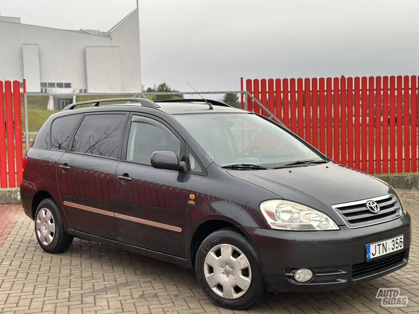 Toyota Avensis Verso 2001 m Universalas