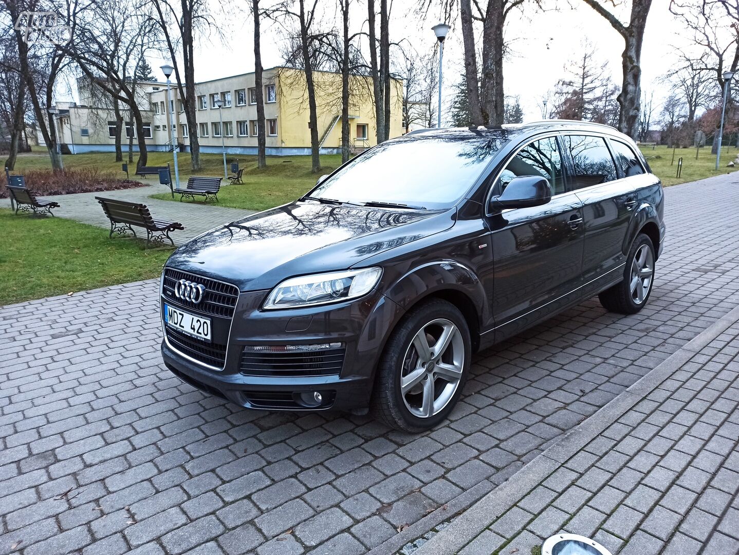 Audi Q7 2008 y Off-road / Crossover