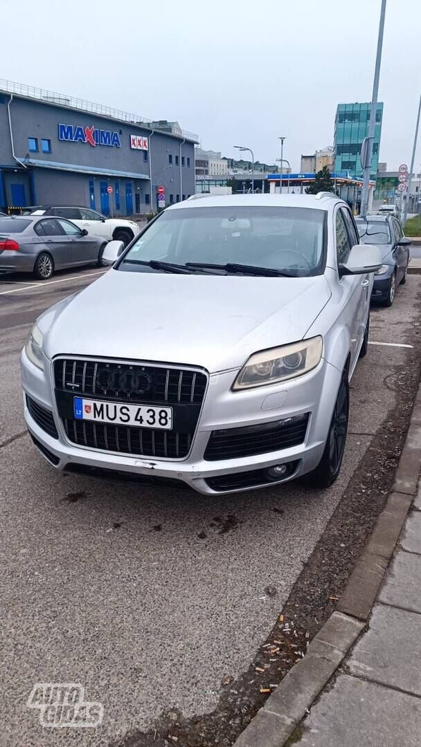 Audi Q7 2007 y Off-road / Crossover