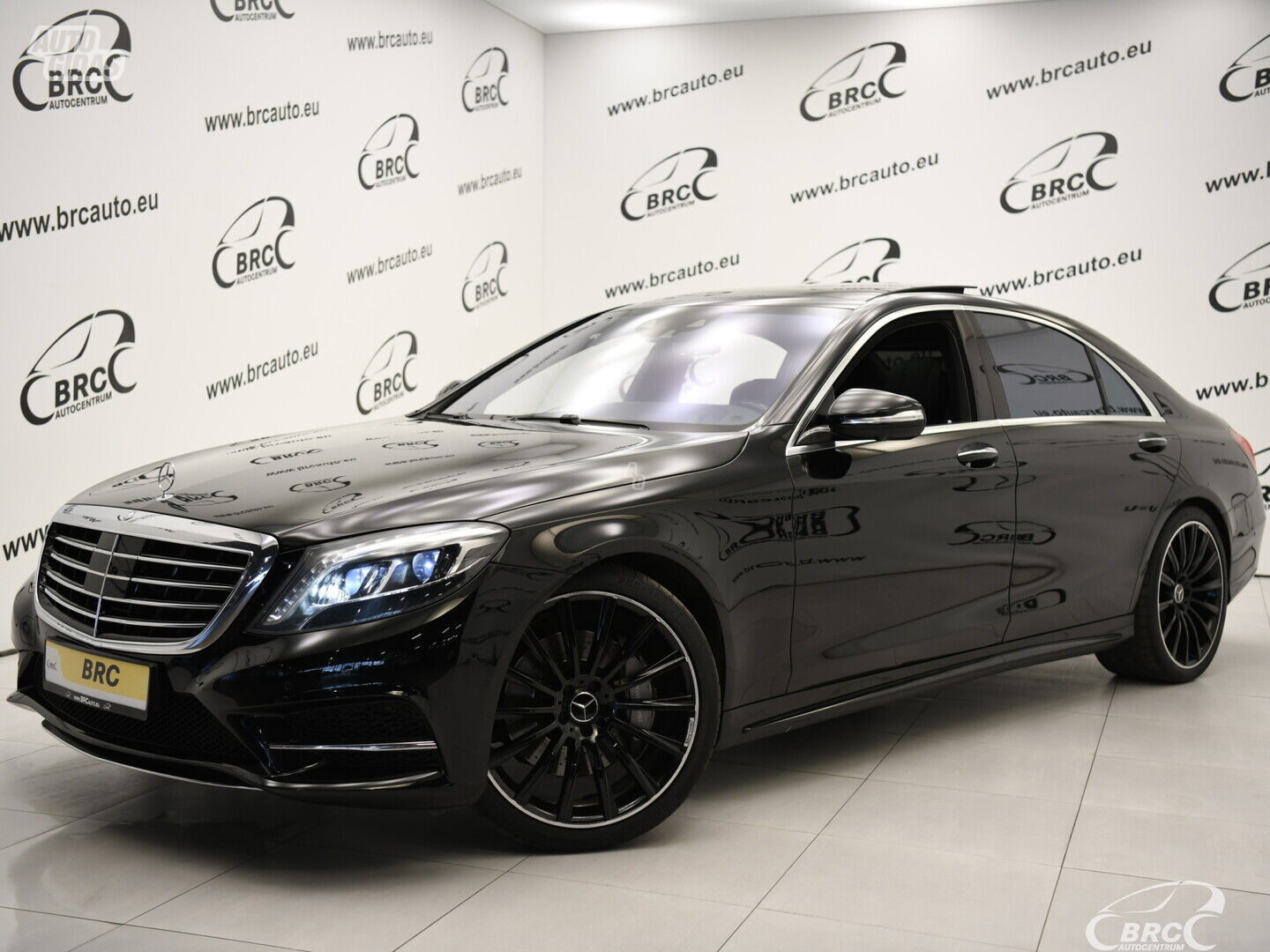 Mercedes-Benz S 550 4.7L V8 AMG Line lon 2015 y