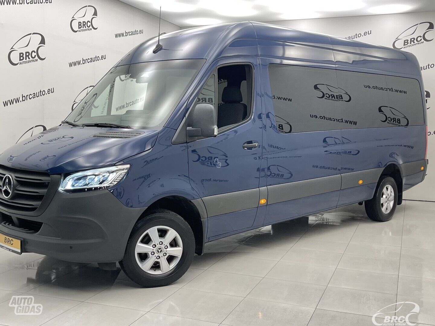 Mercedes-Benz Sprinter 317 CDI Tourer 2023 y