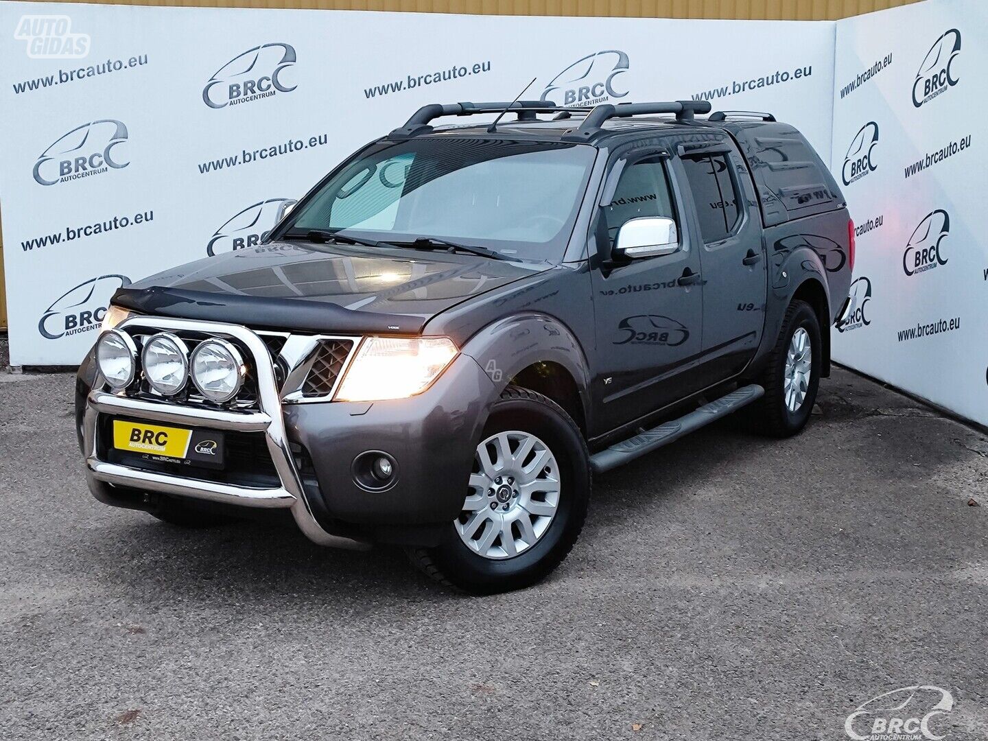 Nissan Navara 3.0 dCi D40 4WD Auto 2014 г