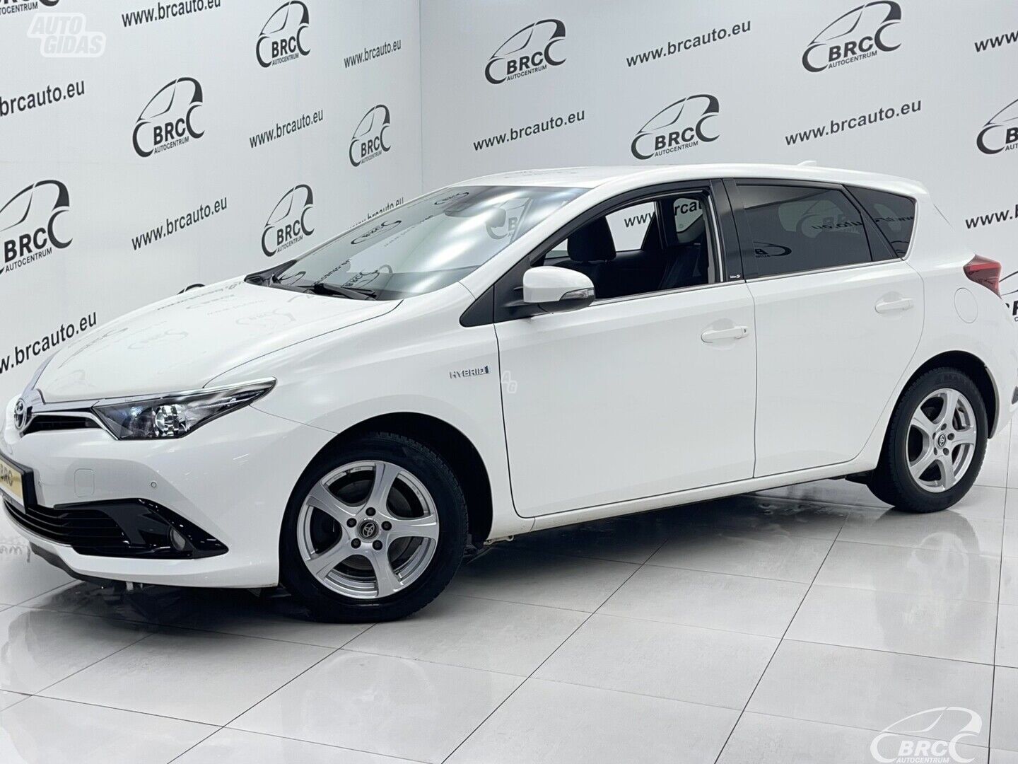 Toyota Auris 1.8 Hybrid Automatas 2017 y