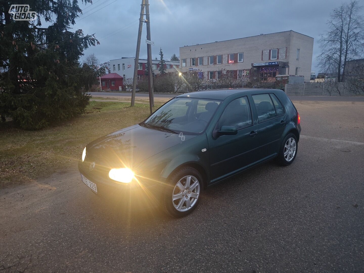 Volkswagen Golf 1999 y Hatchback