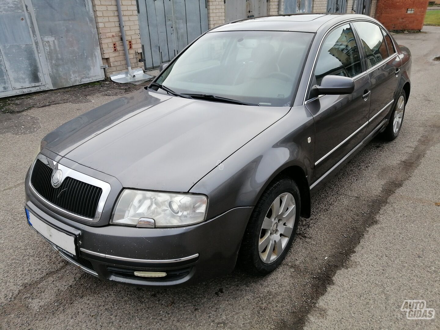 Skoda Superb 2005 m Sedanas