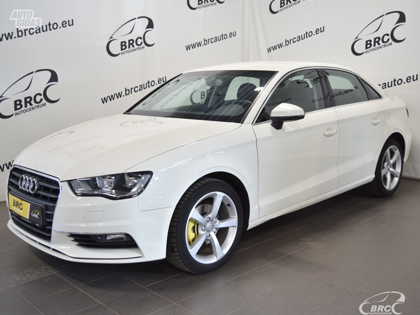 Audi A3 Limousine Tfsi A/T 2014 y