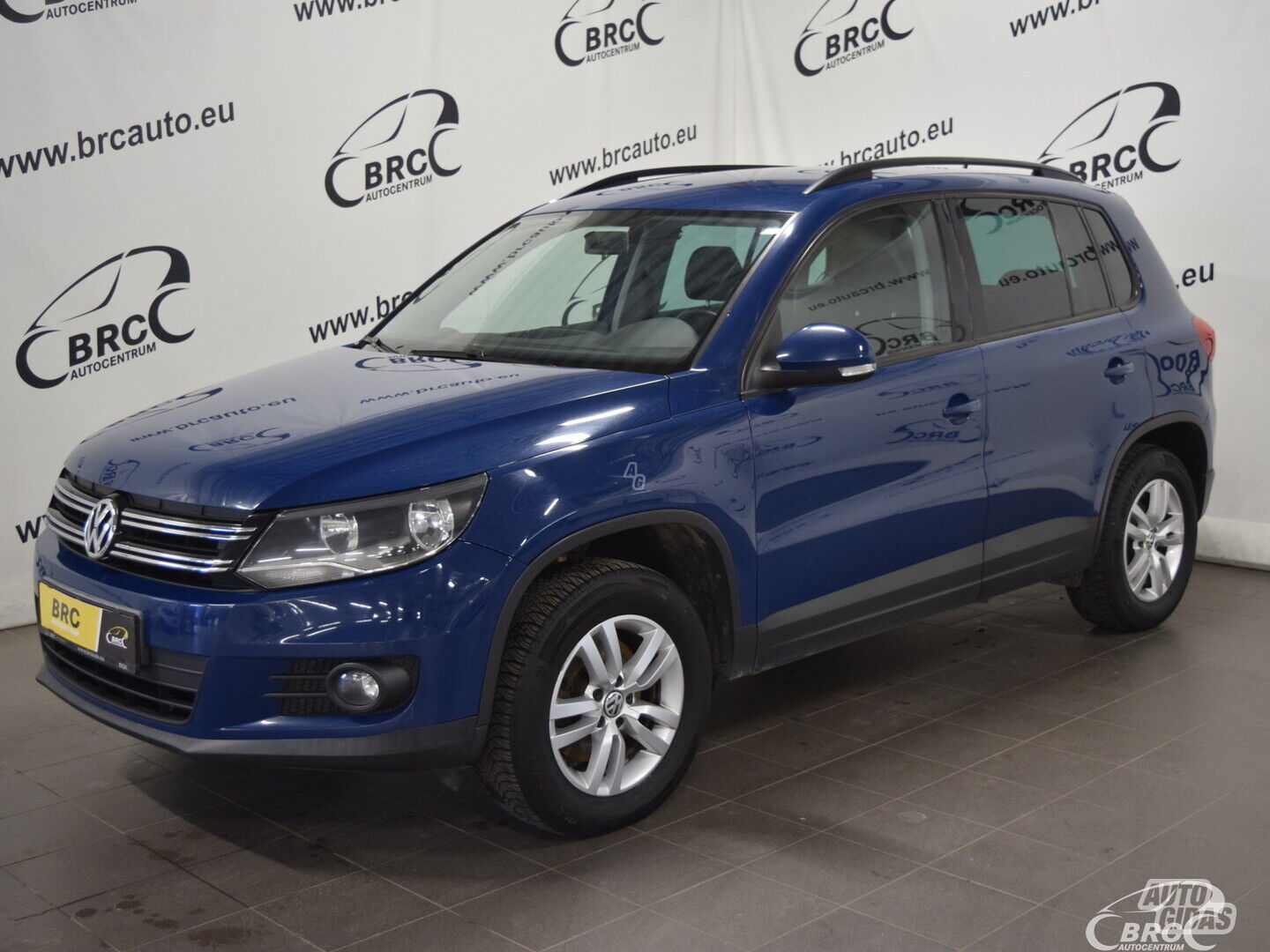 Volkswagen Tiguan FWD M/T 2012 m