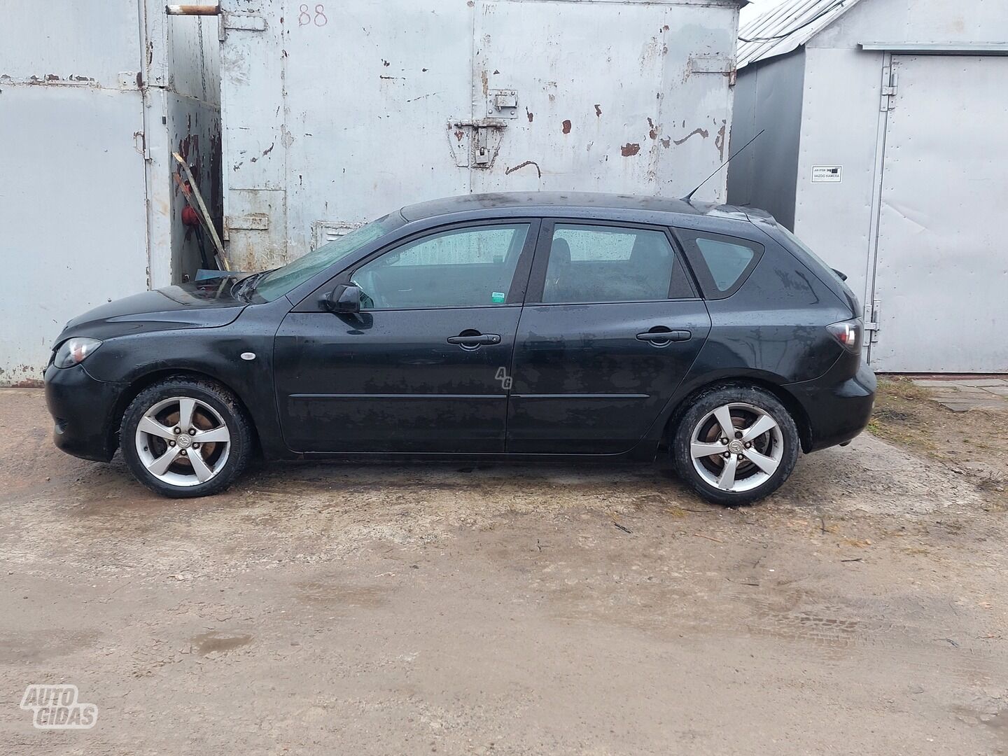 Mazda 3 2006 г Хэтчбек