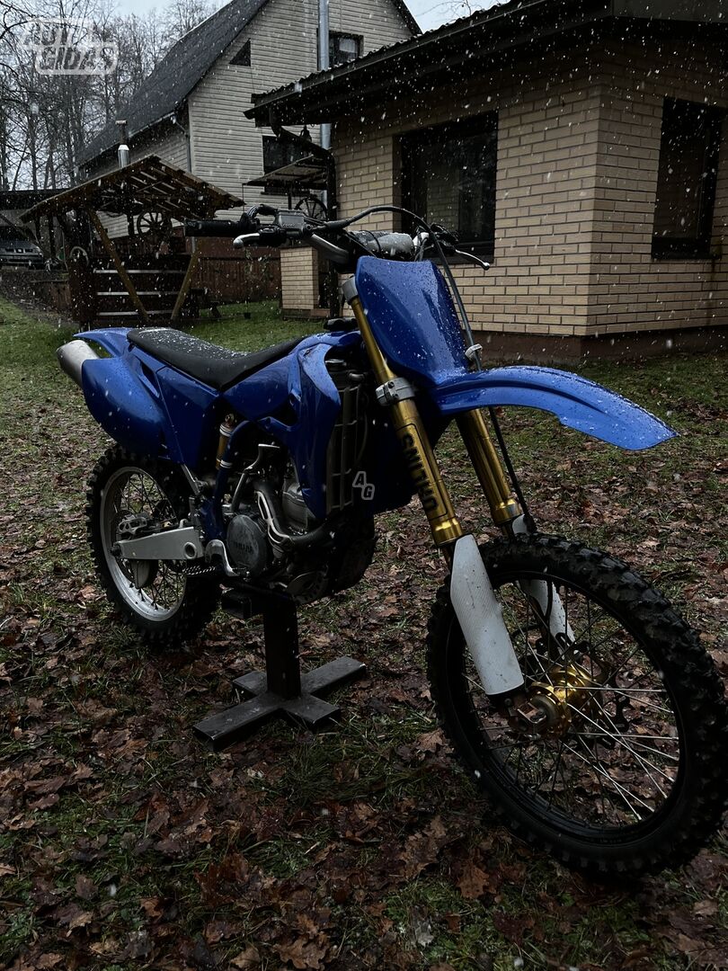 Yamaha YZF 2002 y Motocross / Supermoto motorcycle