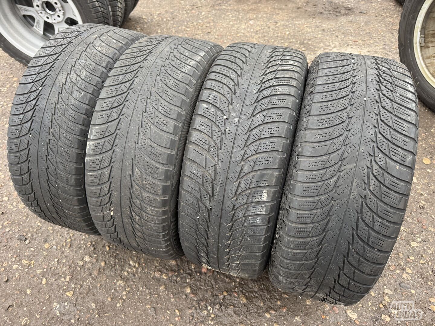 Bridgestone Siunciam, 3mm R16 winter tyres passanger car