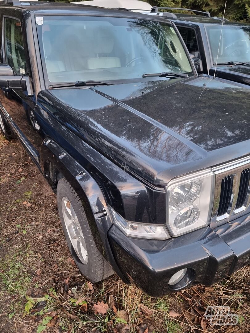 Jeep Commander 2006 y Off-road / Crossover