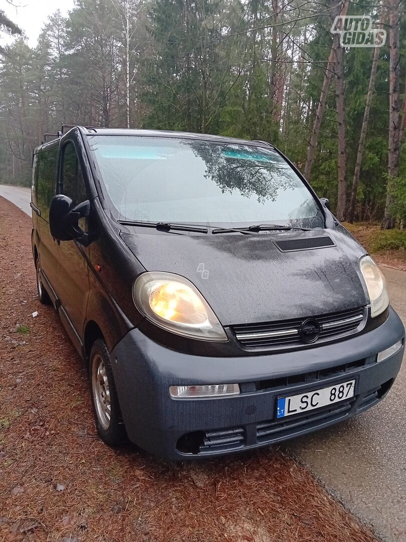 Opel Vivaro 2005 y Van