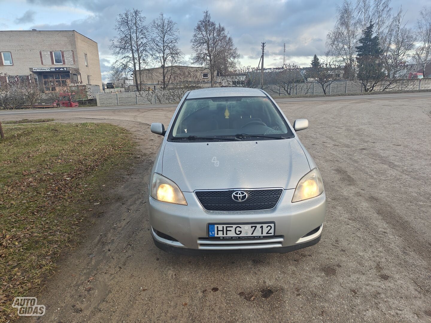 Toyota Corolla 2004 г Хэтчбек