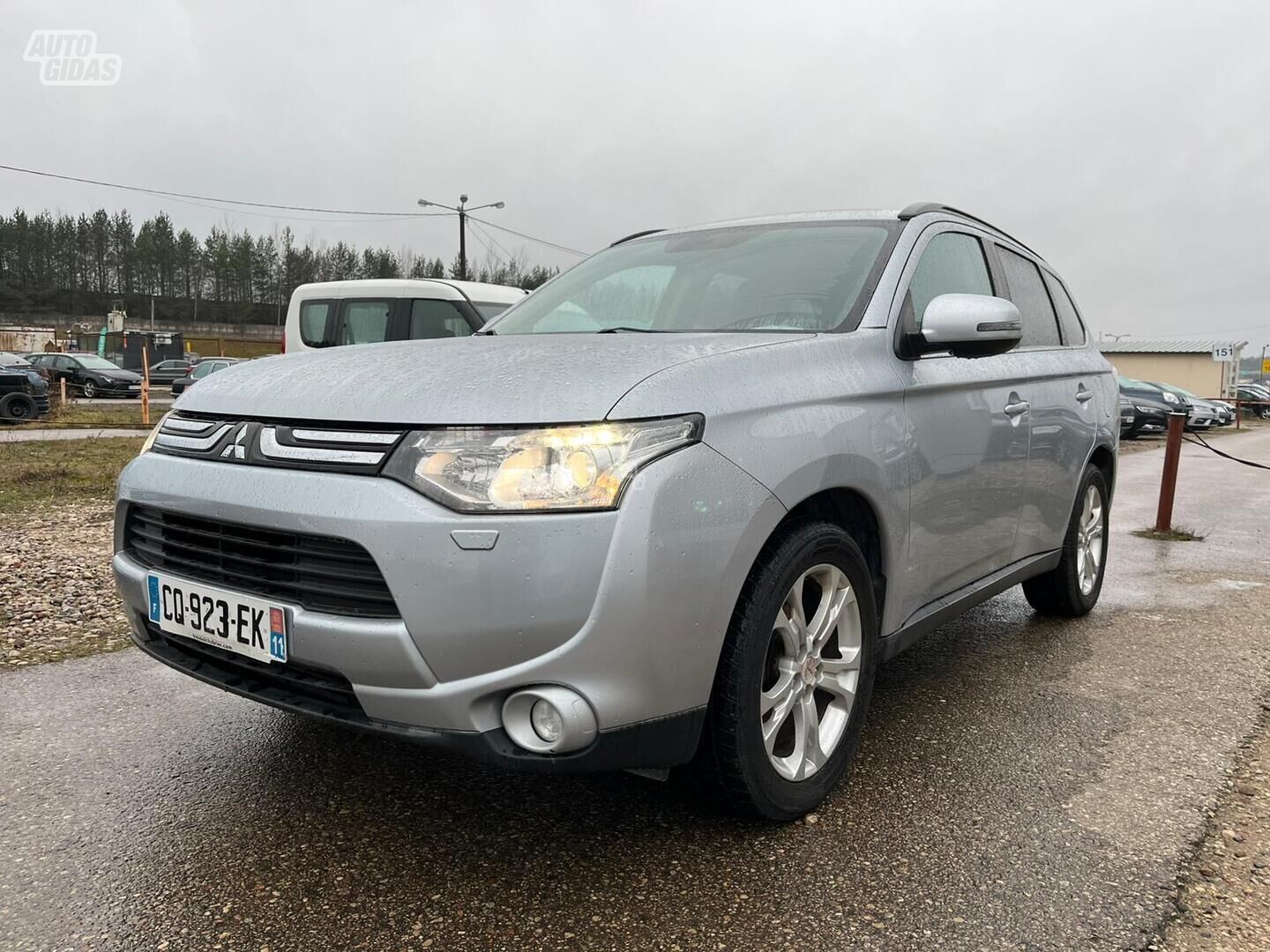 Mitsubishi Outlander 2013 m Visureigis / Krosoveris