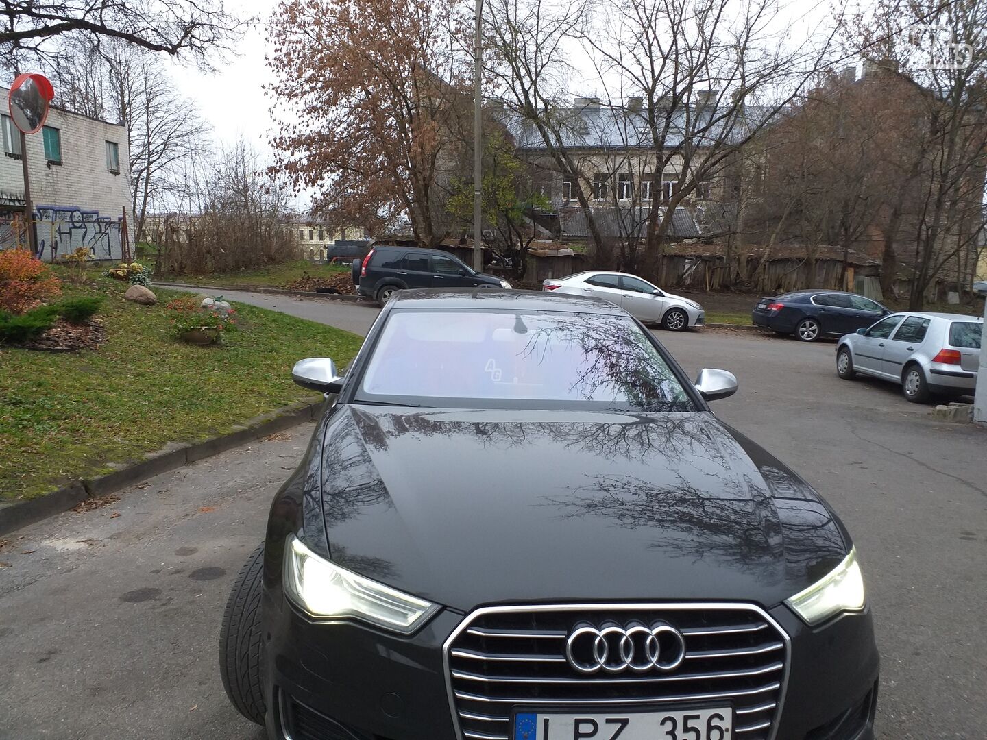 Audi A6 2012 m Sedanas