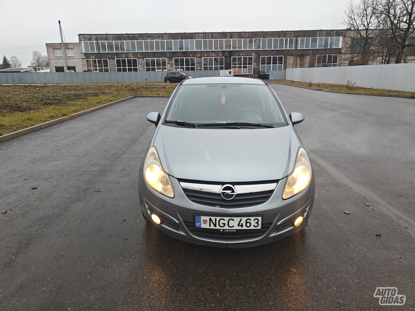 Opel Corsa 2009 y Hatchback