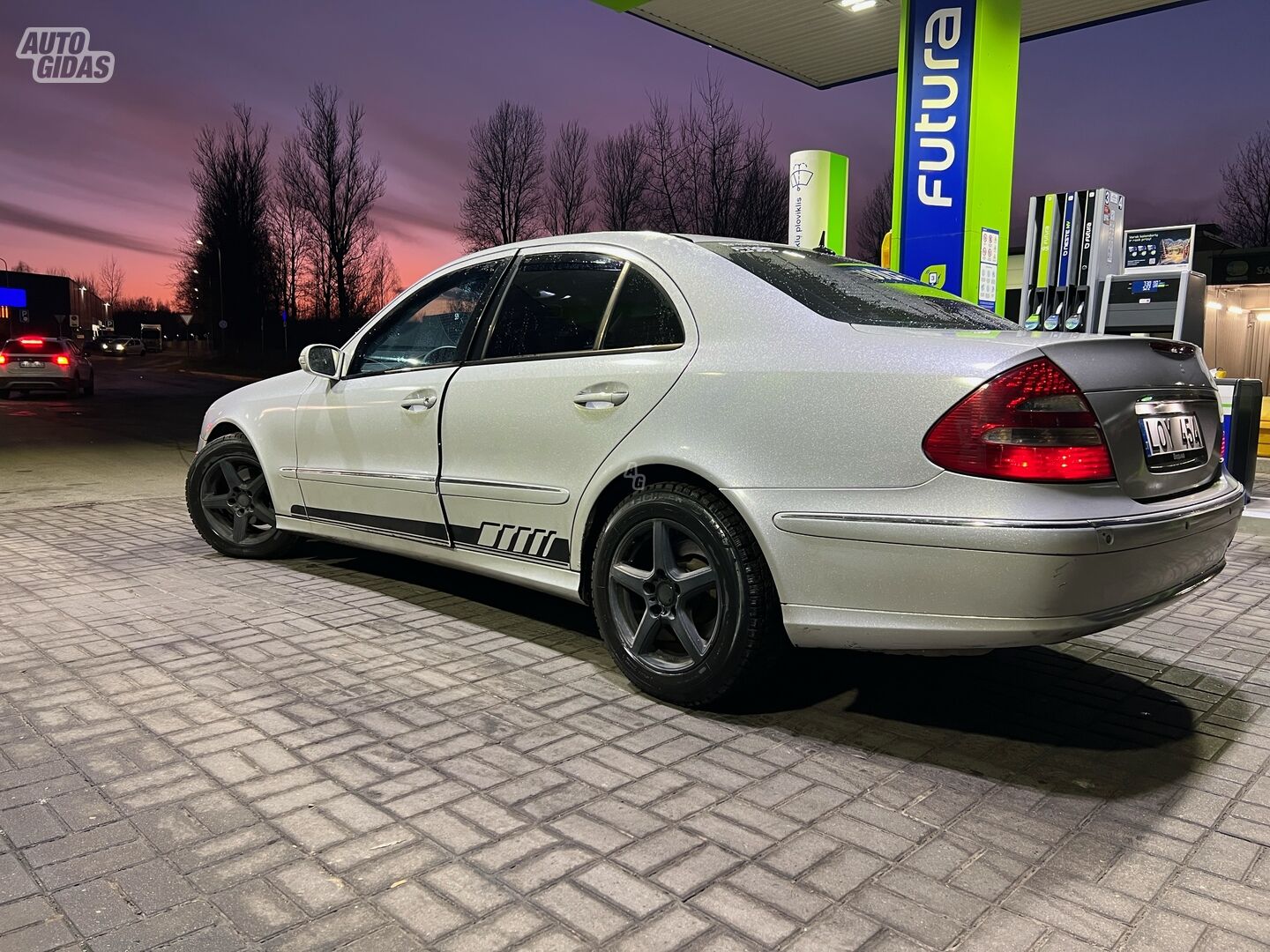 Mercedes-Benz E 270 2003 m Sedanas