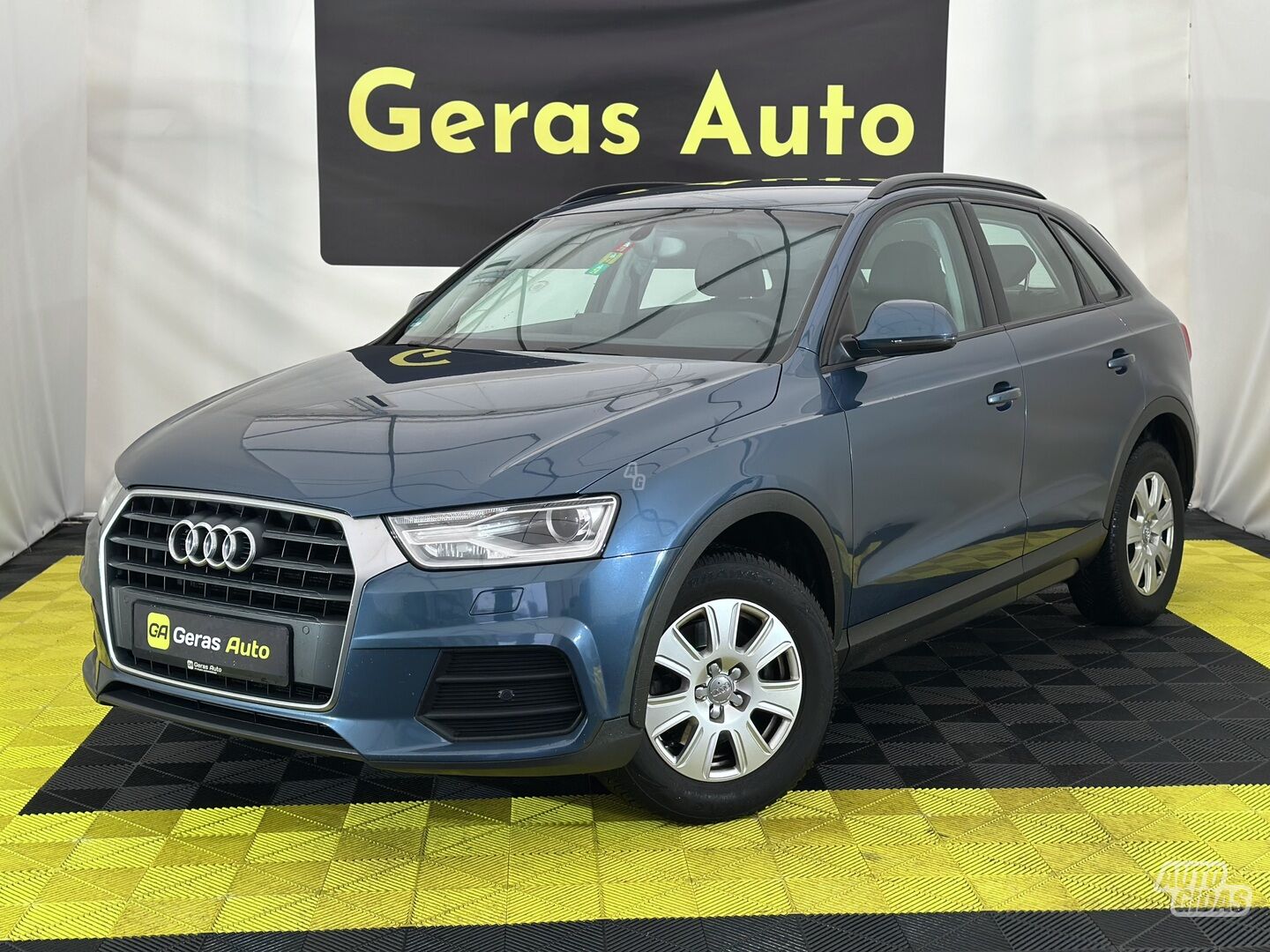 Audi Q3 2015 m Visureigis / Krosoveris