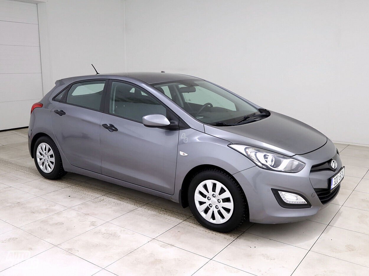 Hyundai i30 2012 г Хэтчбек