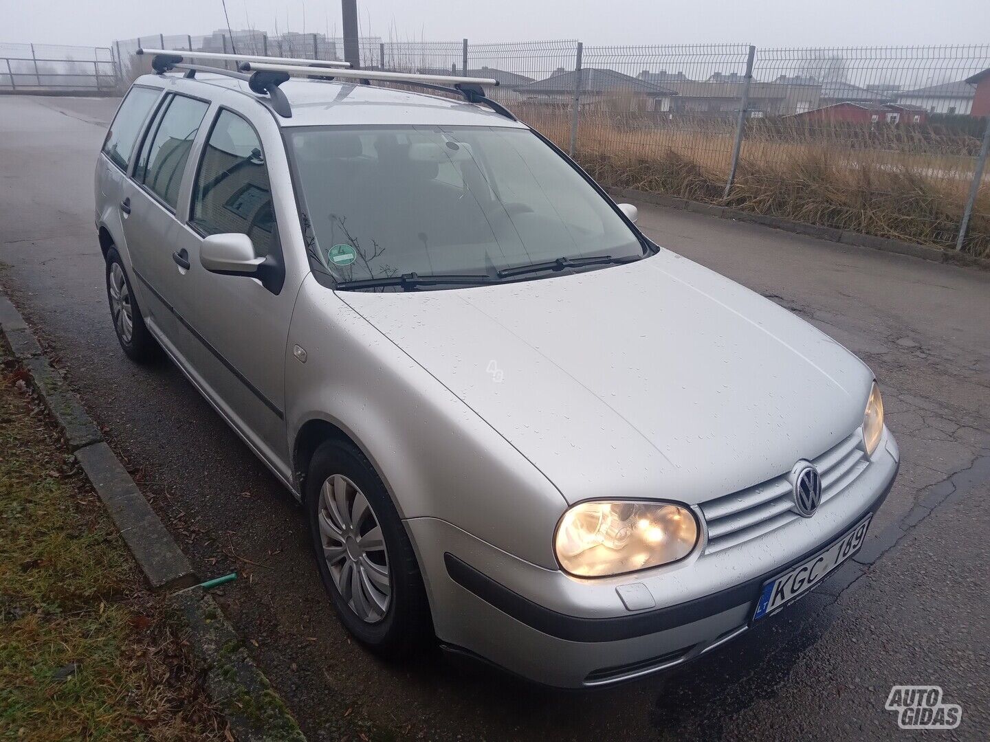 Volkswagen Golf 2000 г Универсал