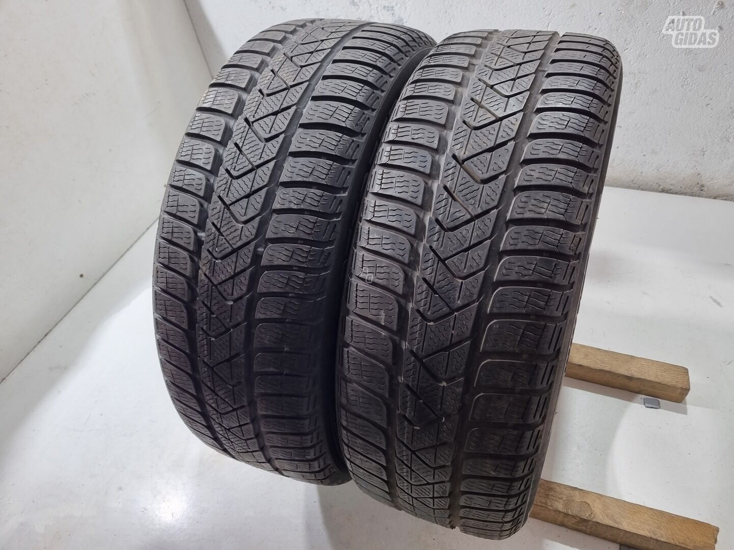 Pirelli 5-6mm R17 winter tyres passanger car