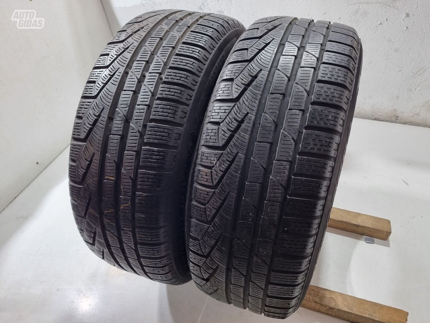 Pirelli 5mm R17 universal tyres passanger car