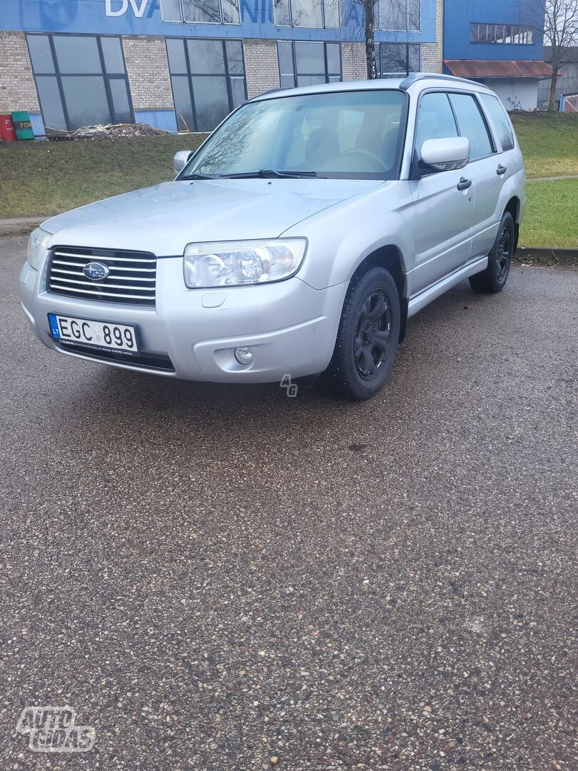 Subaru Forester 2006 m Universalas