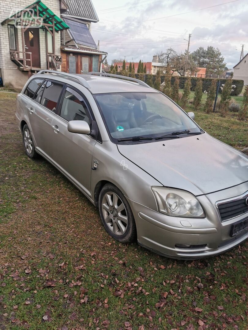 Toyota Avensis II 2005 г запчясти