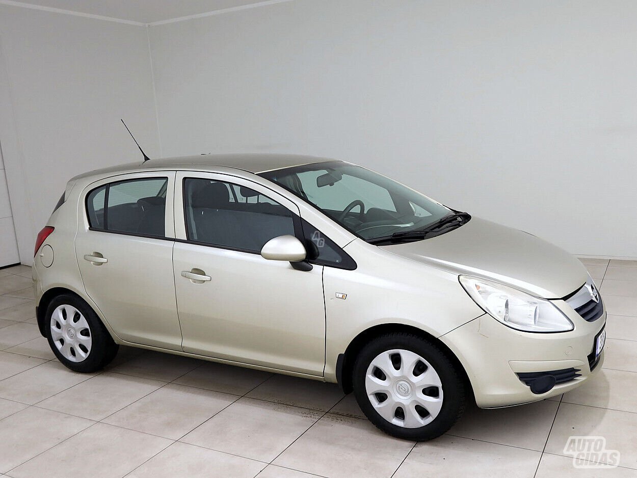 Opel Corsa 2008 г Хэтчбек