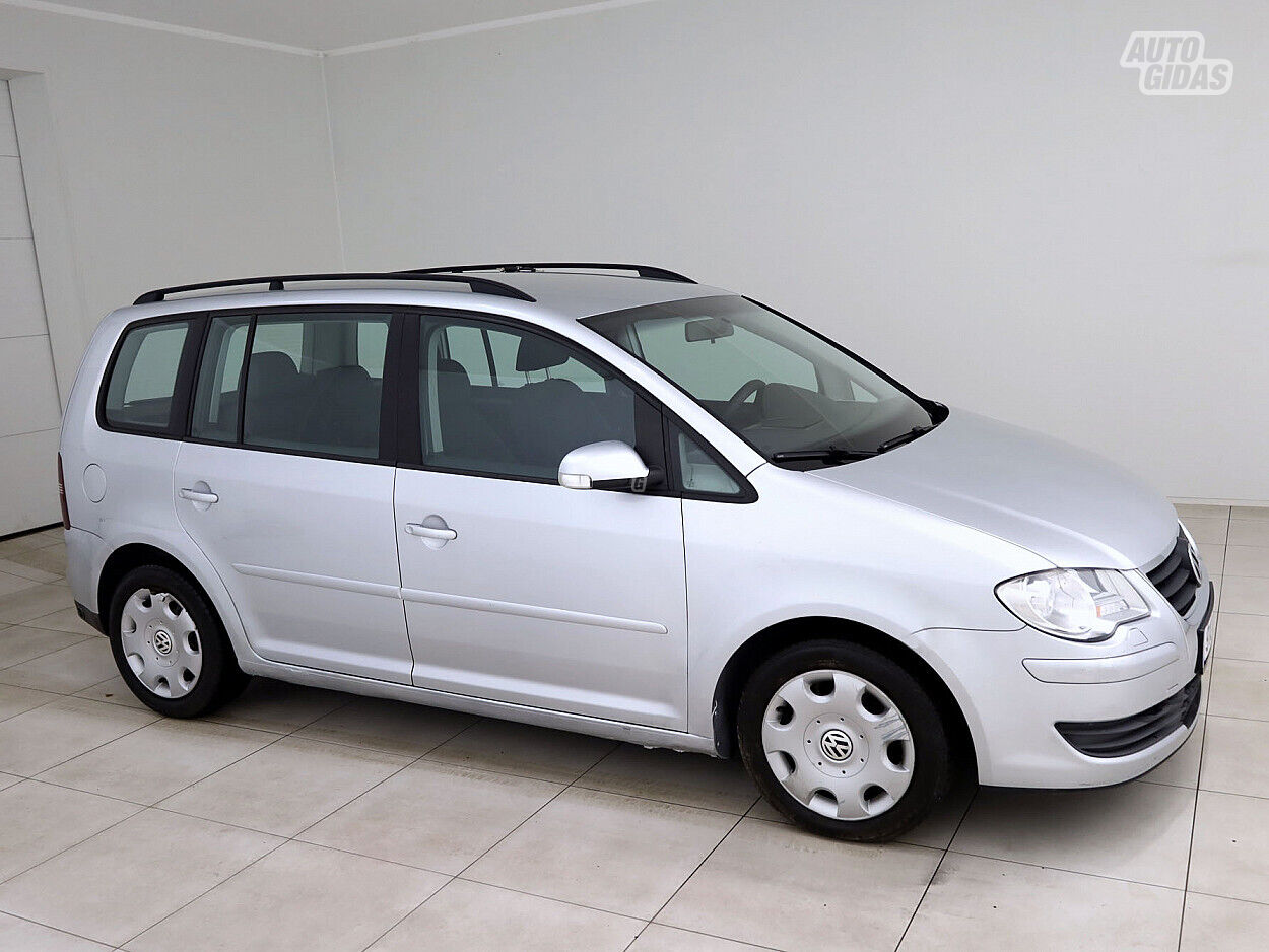 Volkswagen Touran 2008 m Vienatūris