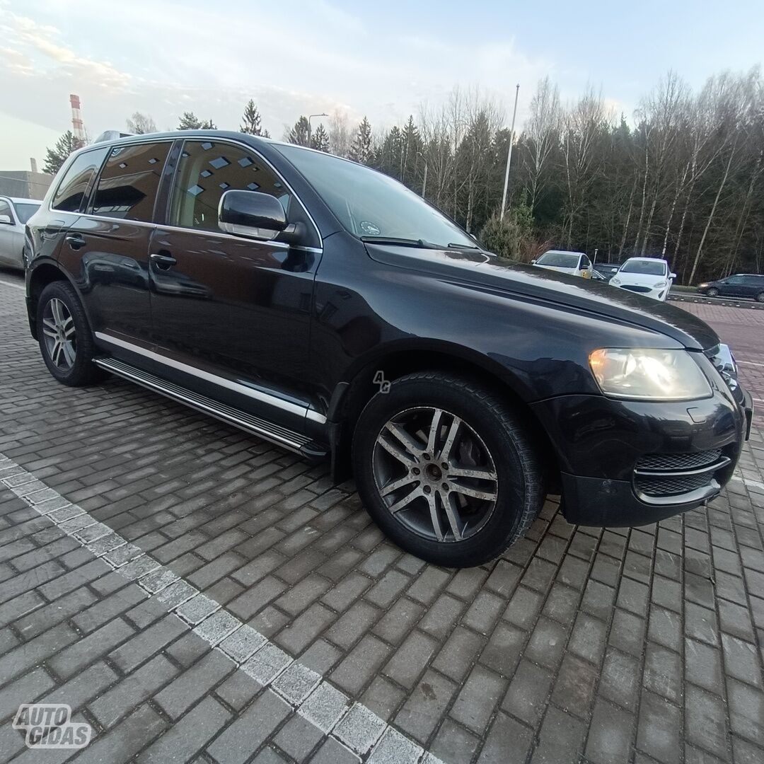 Volkswagen Touareg 2006 г Внедорожник / Кроссовер