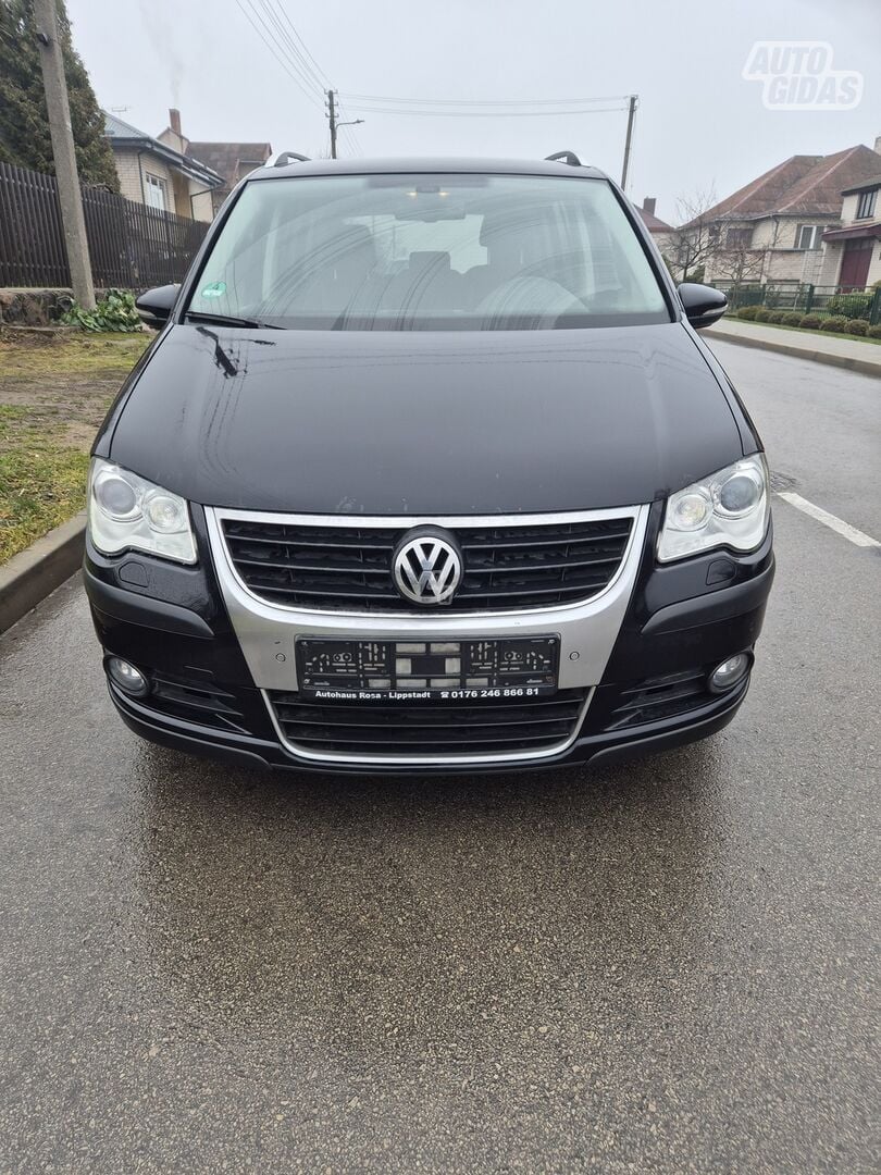 Volkswagen Cross Touran 2010 y Van