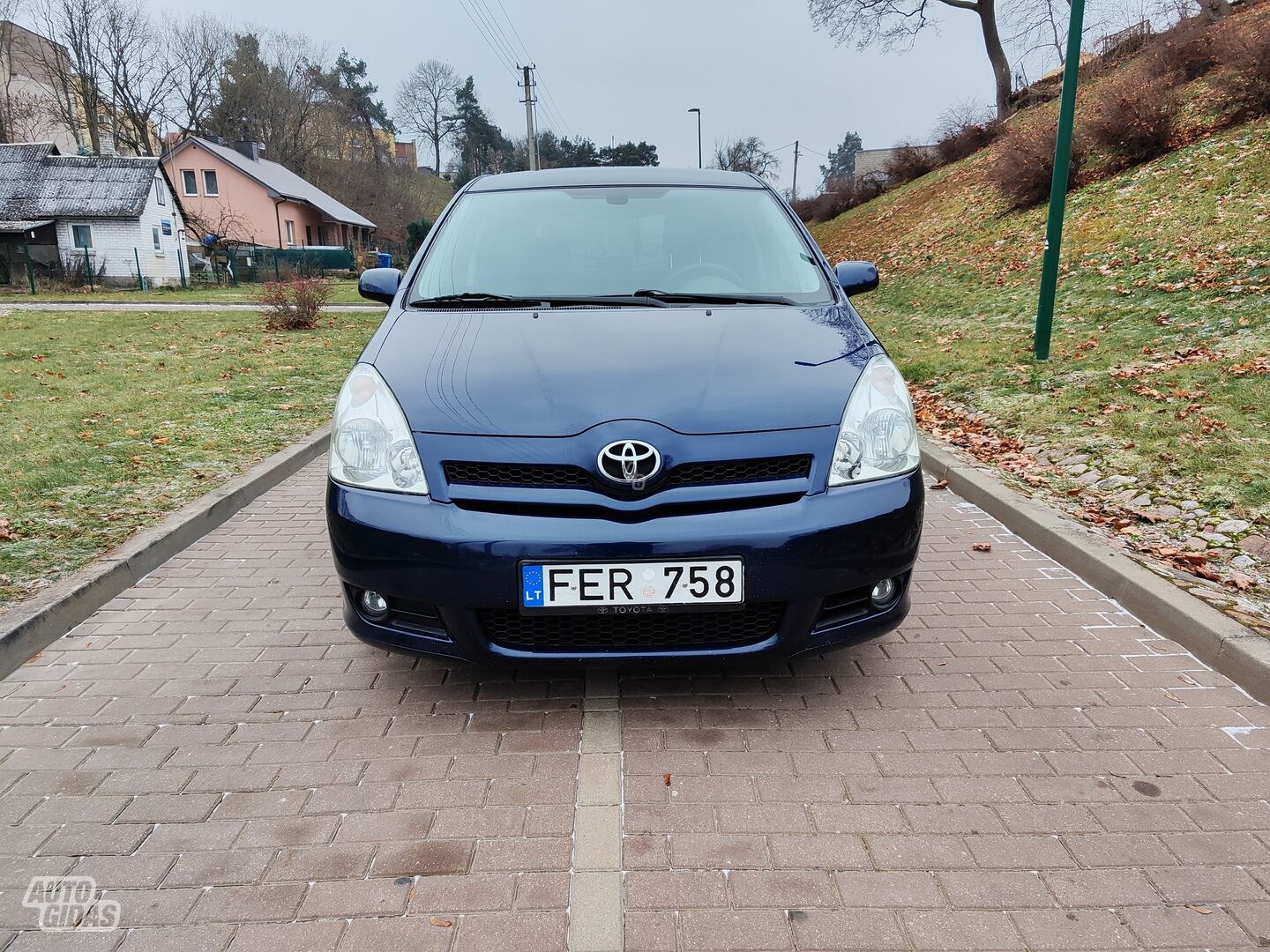 Toyota Corolla Verso 2004 m Vienatūris