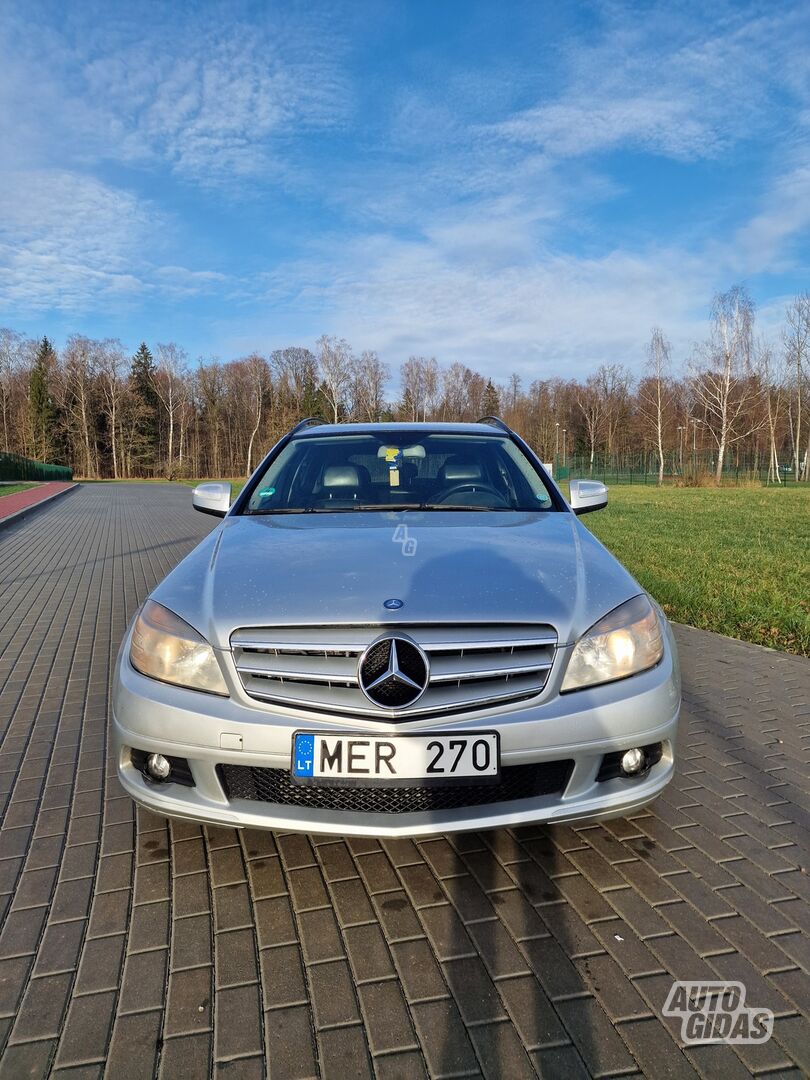 Mercedes-Benz C 220 2008 m Universalas